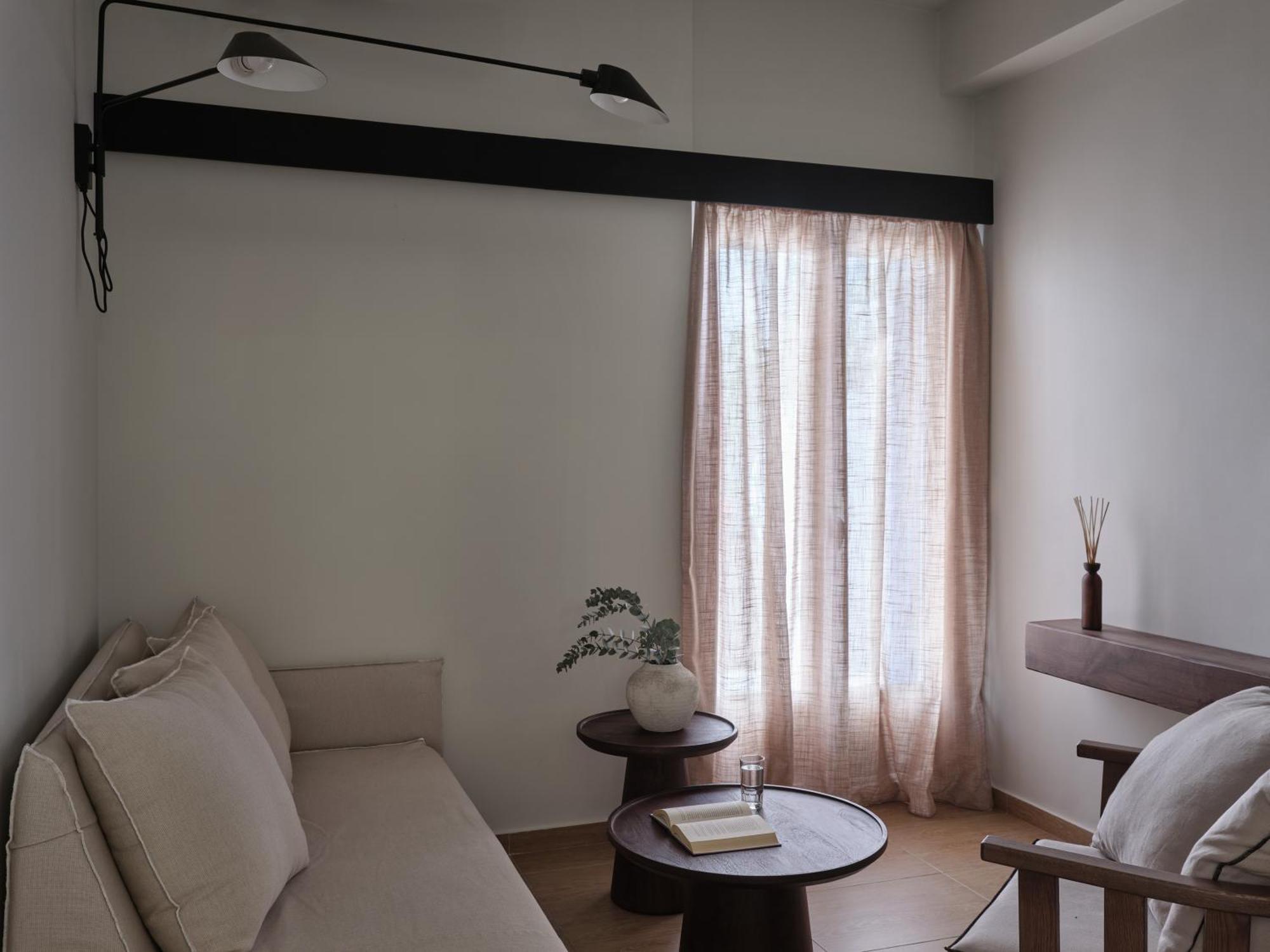 Loizos Stylish Residences Fira  Luaran gambar