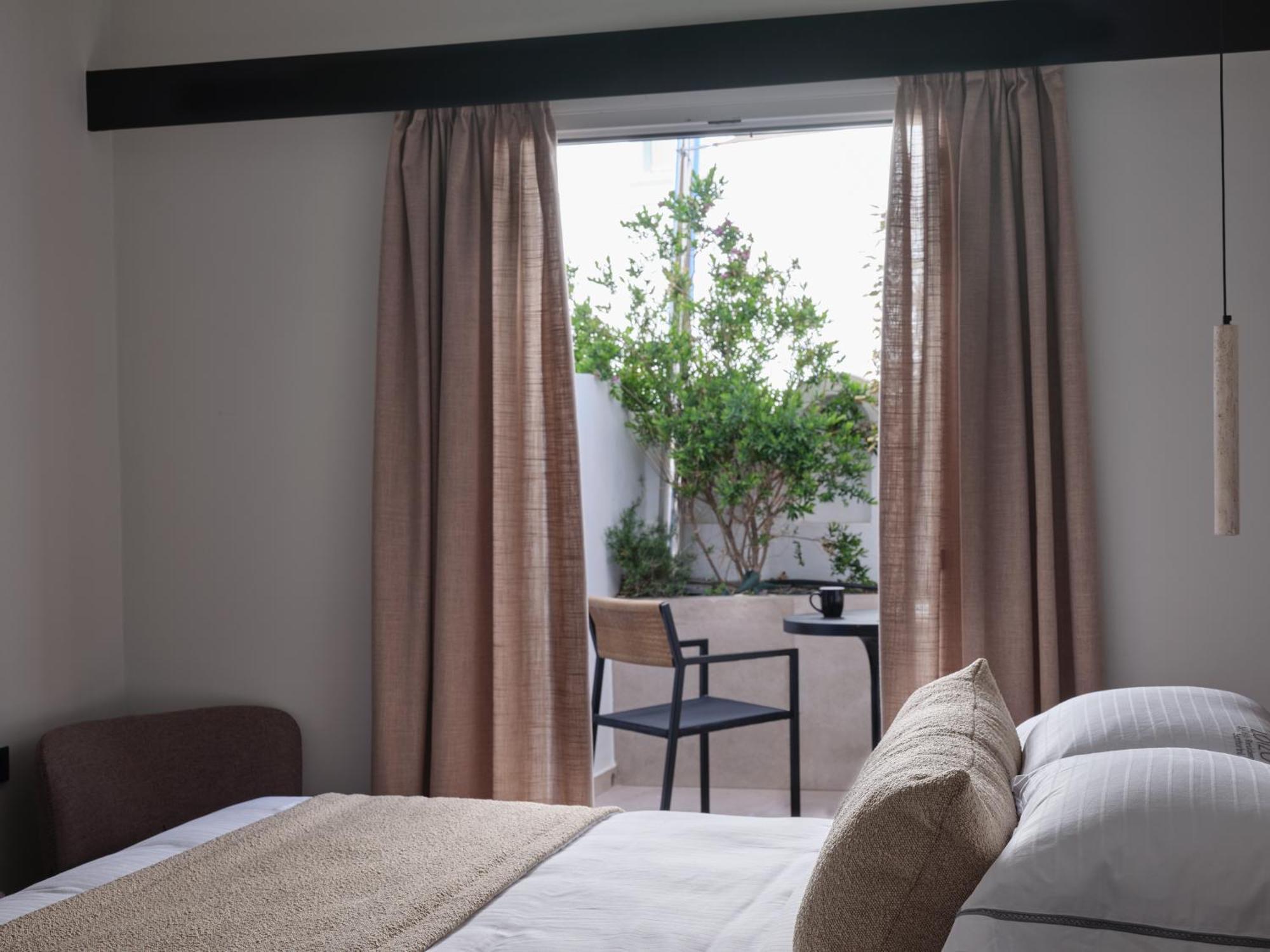 Loizos Stylish Residences Fira  Luaran gambar